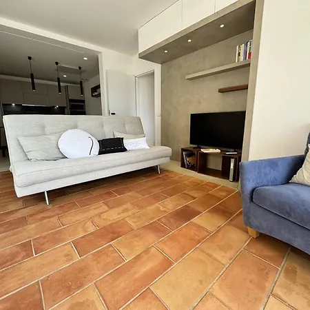 Renovee Proche Gigaro, Vue Mer, Terrasse - Fr-1-726-53 *